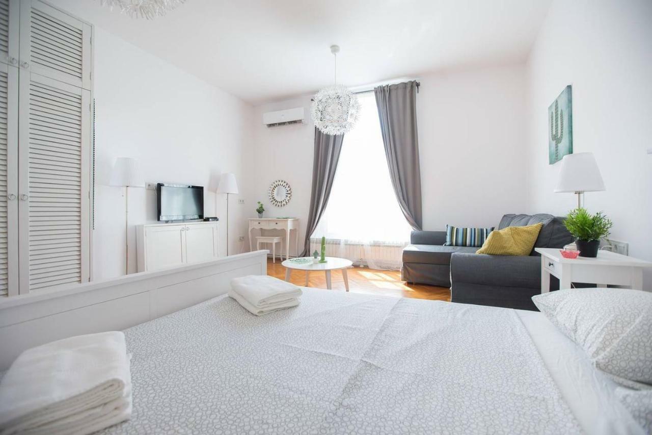 Oberiter Apartments - Center Of Zagreb, Fast Wifi, Ac, Kitchen, Parking Exterior photo